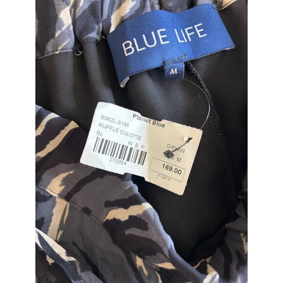 Blue Life Ruffle Culotte Pants Flowy NWT Medium - Picture 8 of 8